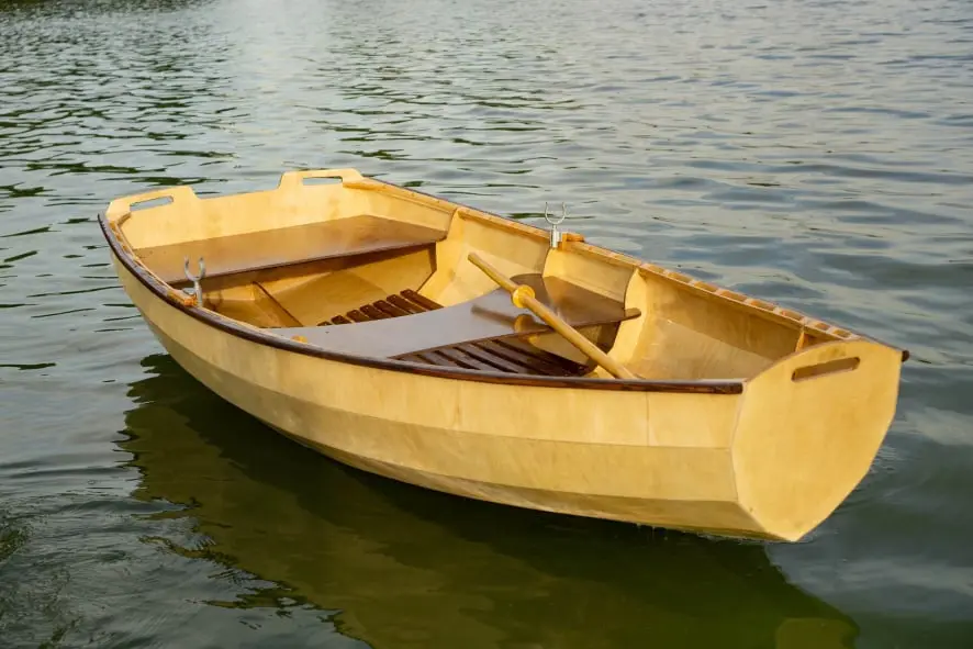 купить красивую лодку
